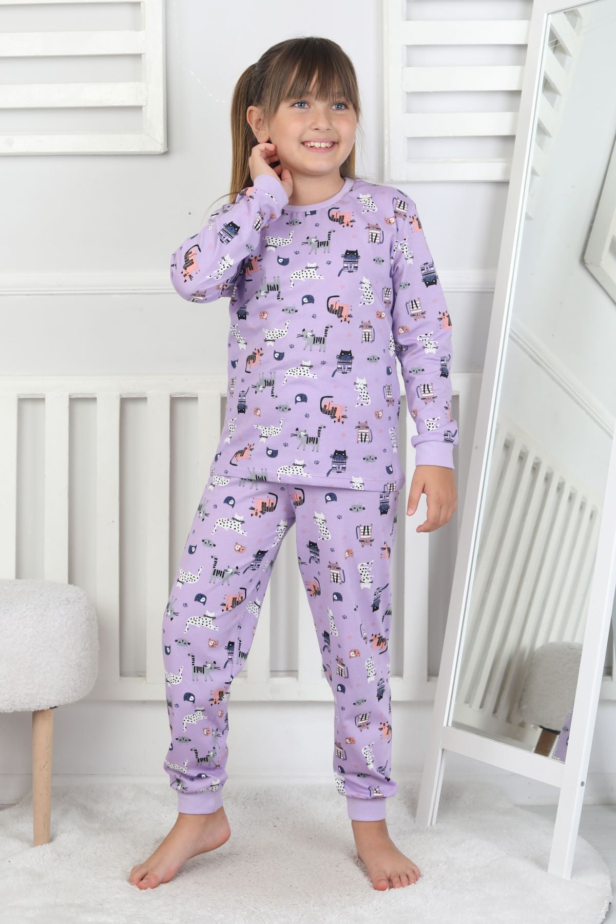 Uzun Kollu Cute Cat Desenli Kız Çocuk Pijama Takımı