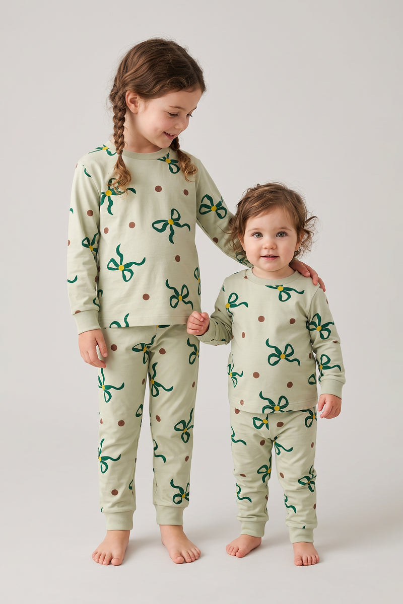 Kız Çocuk Fiyonk ve Puantiye Desenli Uzun Kollu Pijama Takımı
